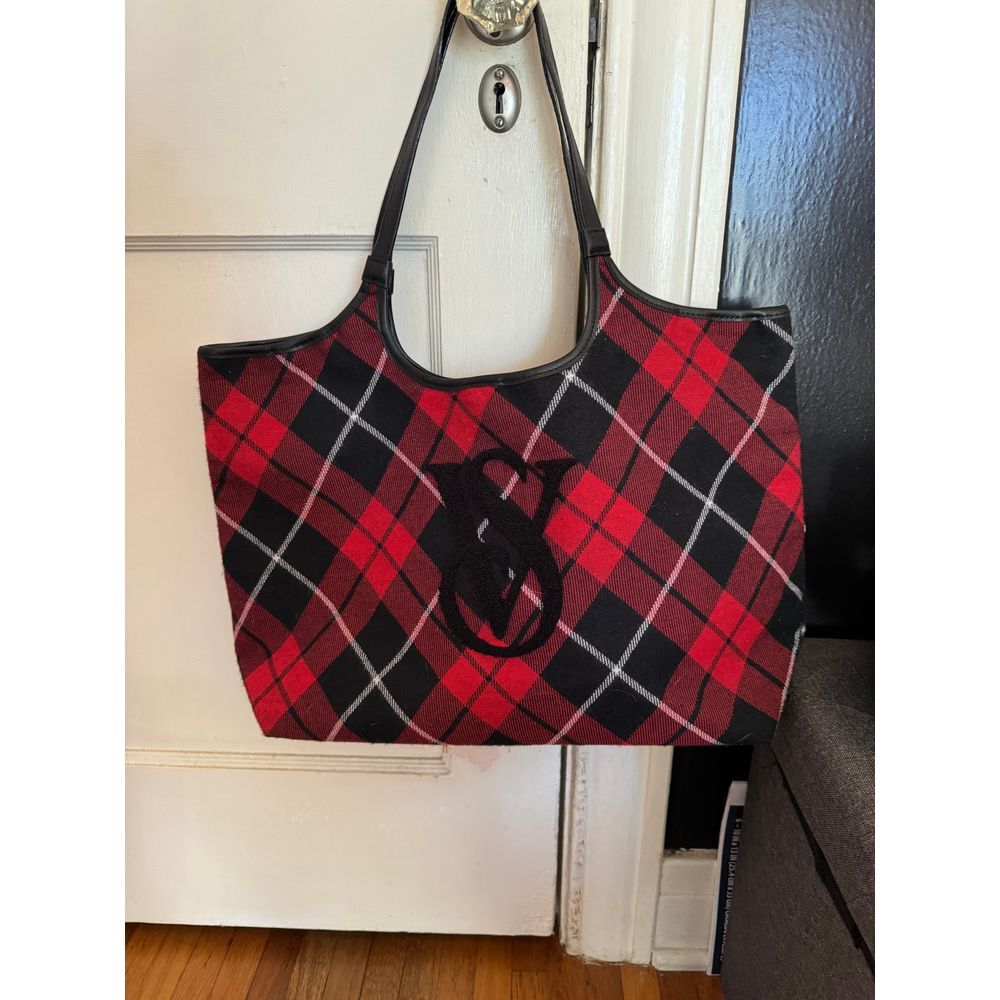 Victoria Secret Plaid Tote‎